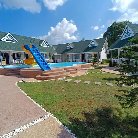 English Resotel : อิงลิช รีโซเทล Накхон Си Тамарат Екстериор снимка