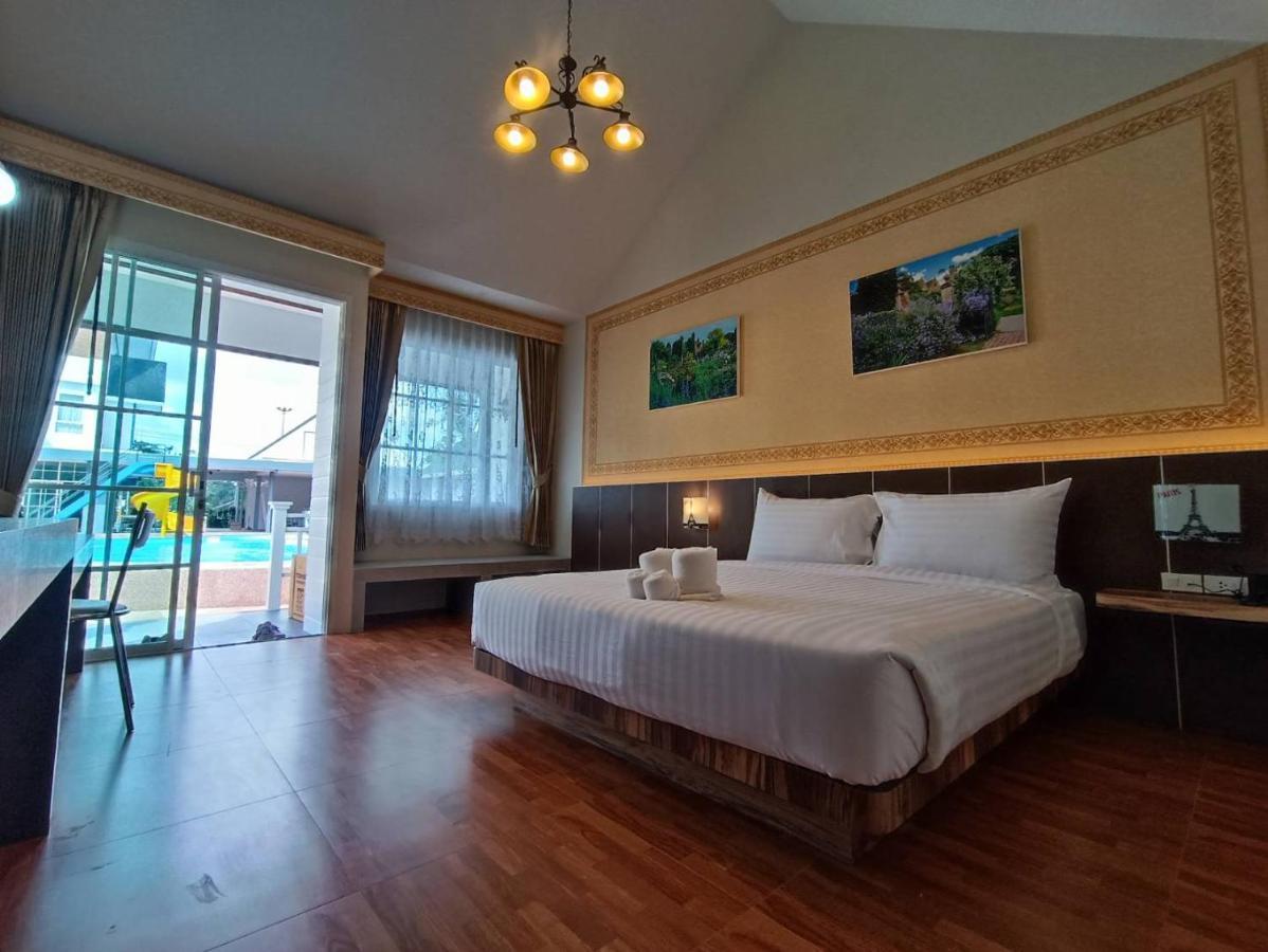 English Resotel : อิงลิช รีโซเทล Накхон Си Тамарат Екстериор снимка